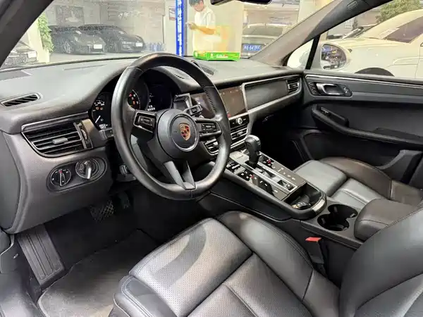 Porsche Macan 2023, фото 3