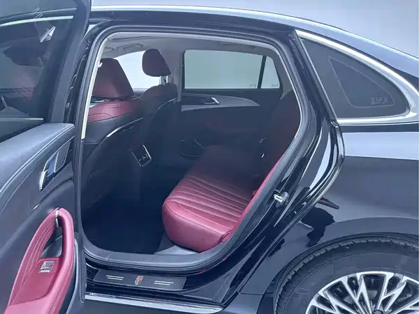 Hongqi H5 2023, фото 6