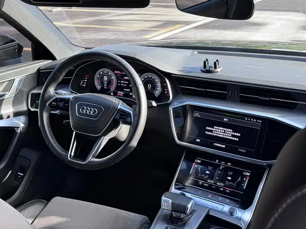 Audi A6L 2023, фото 13