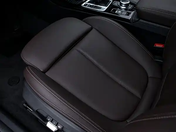 BMW 1 Series 2021, фото 14