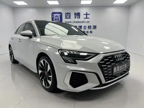 Audi A3 2022, фото 3