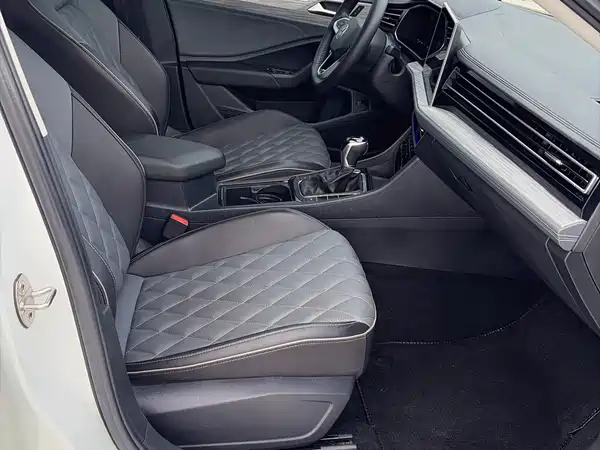 Volkswagen Sagitar 2023, фото 17
