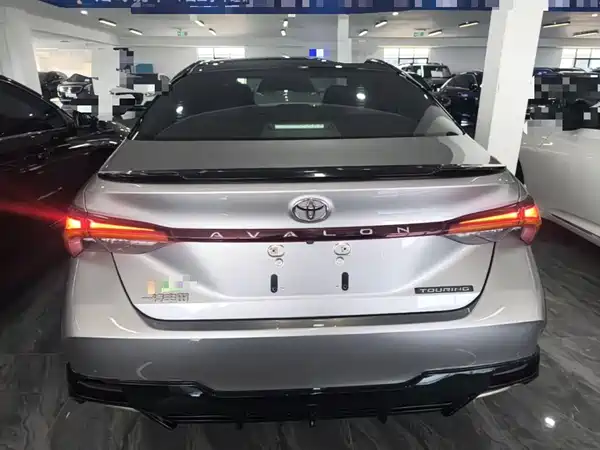Toyota Avalon 2021, фото 5