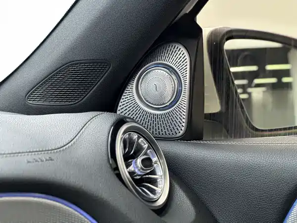 Mercedes-Benz GLB 2022, фото 12