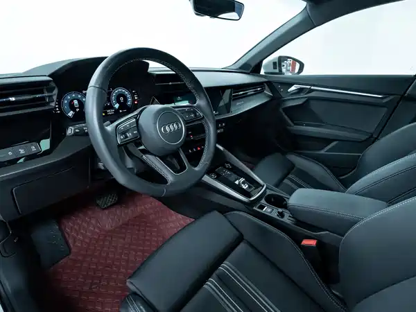 Audi A3 2024, фото 14