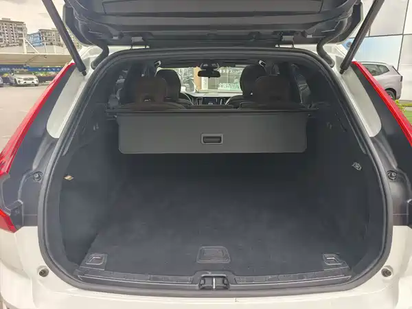 Volvo XC60 2024, фото 10