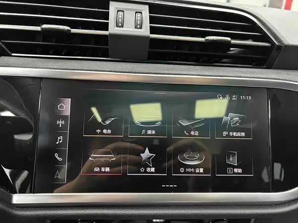 Audi Q3 2023, фото 6