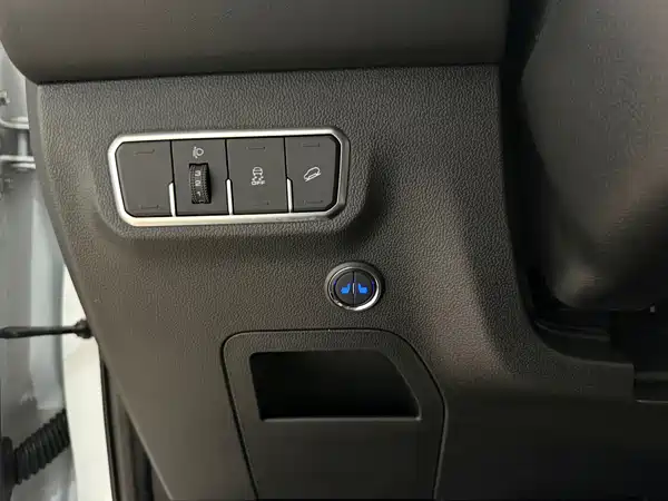 Haval M6 2021, фото 17