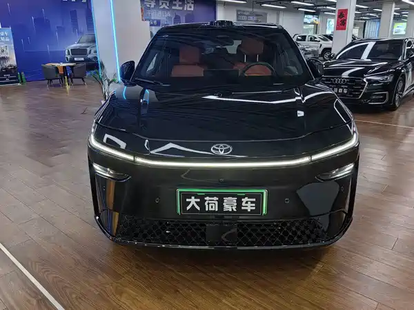 Toyota bZ3X 2025, фото 2