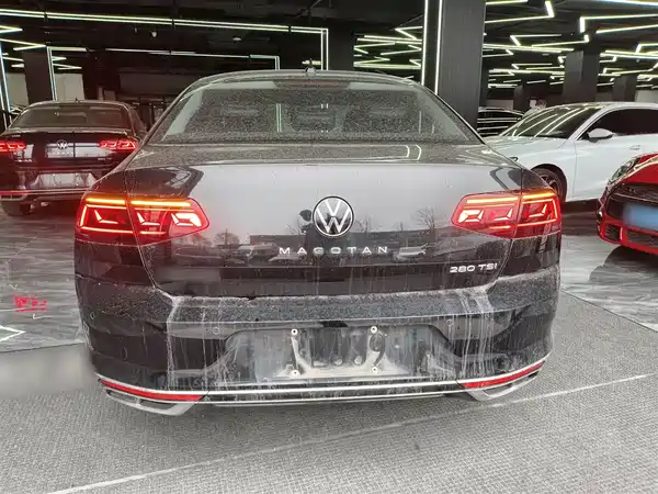 Volkswagen Magotan 2025, фото 3