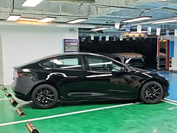 Tesla Model 3 2022, фото 6