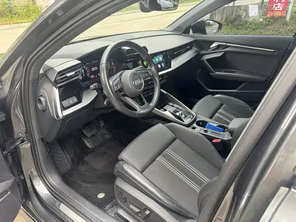 Audi A3 2022, фото 4