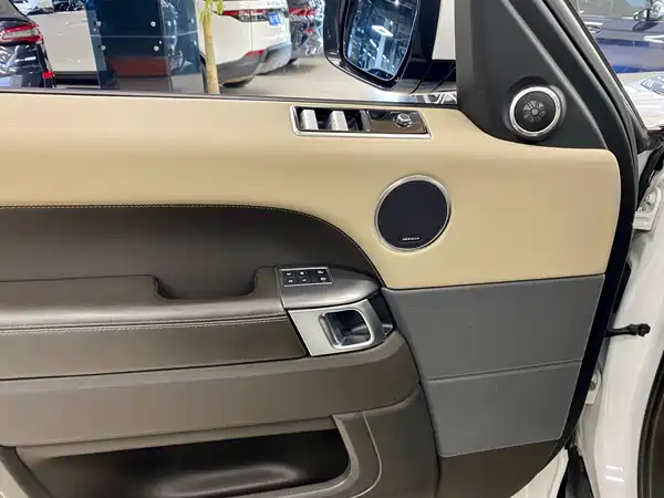 Land Rover Range Rover Sport PHEV 2021, фото 14