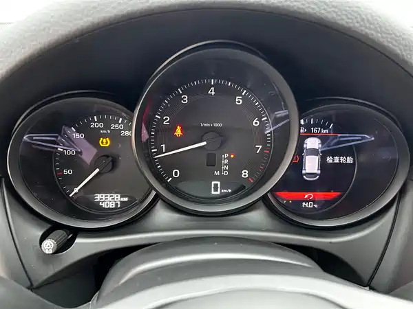 Porsche Macan 2023, фото 11