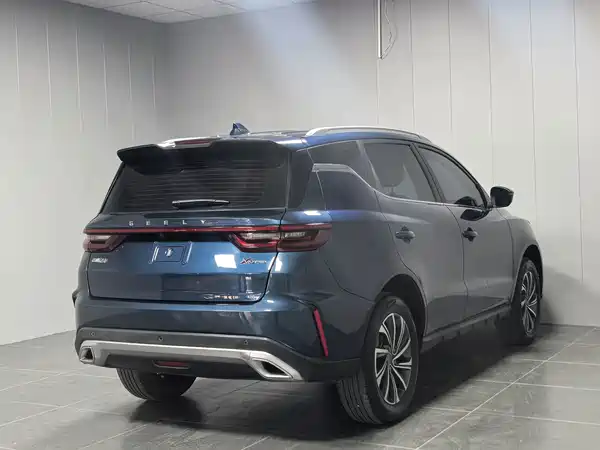 Geely Emgrand X6 2021, фото 5