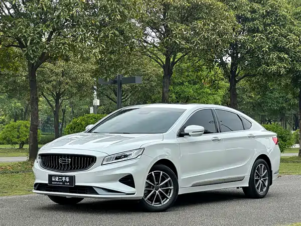 Geely Emgrand GT 2021
