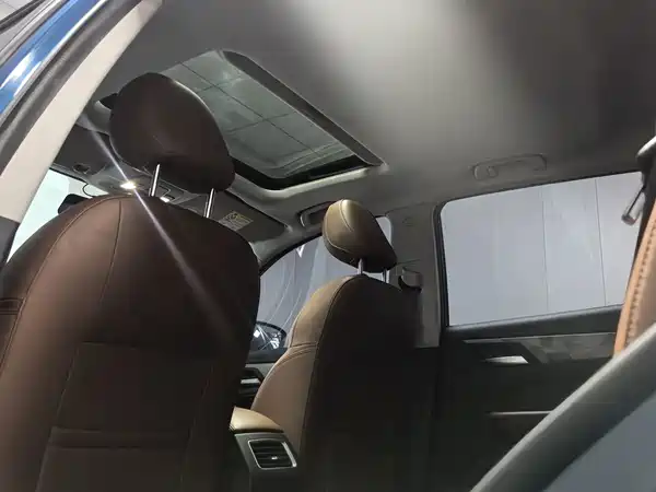Geely Emgrand X6 2021, фото 9