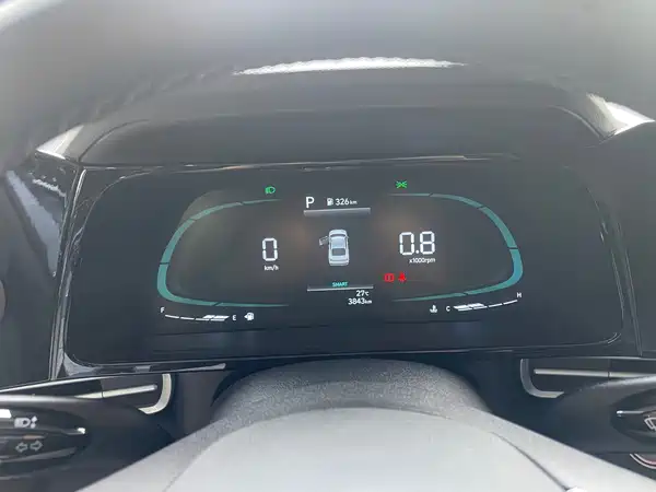 Hyundai Elantra 2023, фото 25