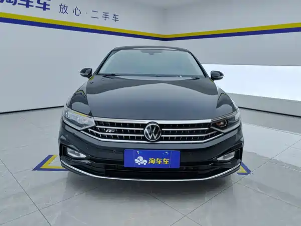 Volkswagen Magotan 2023, фото 2