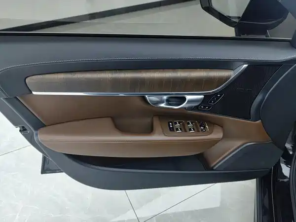 Volvo S90 2023, фото 7