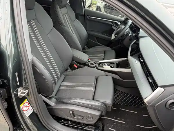 Audi A3 2022, фото 6
