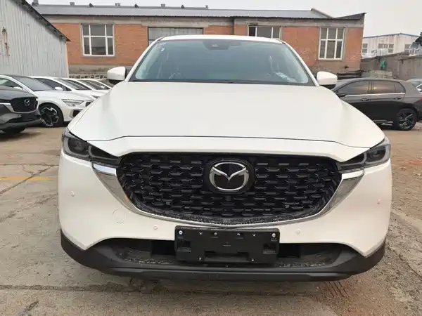 Mazda CX-5 2025, фото 2
