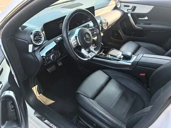 Mercedes-Benz CLA AMG 2023, фото 8