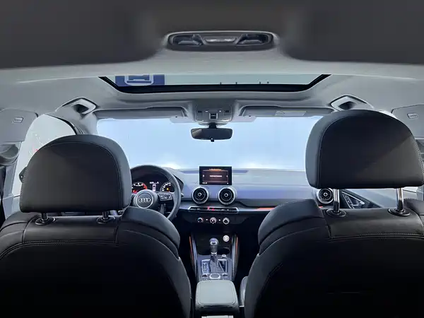 Audi Q2L 2022, фото 13
