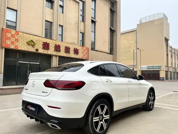 Mercedes-Benz GLC Coupe 2022, фото 9