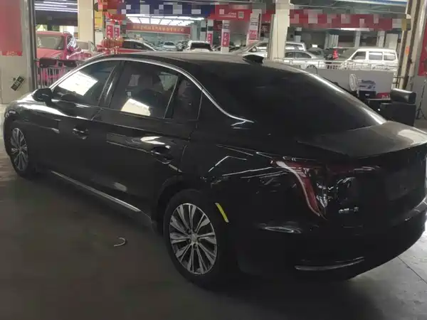 Hongqi E-QM5 2022, фото 4