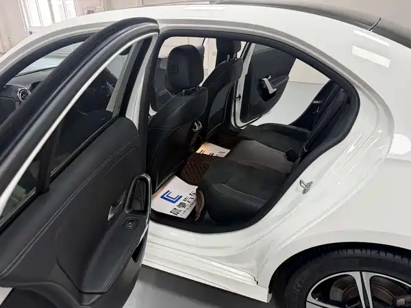 Mercedes-Benz A-Class 2022, фото 12