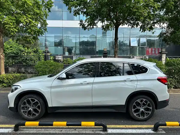 BMW X1 2022, фото 10