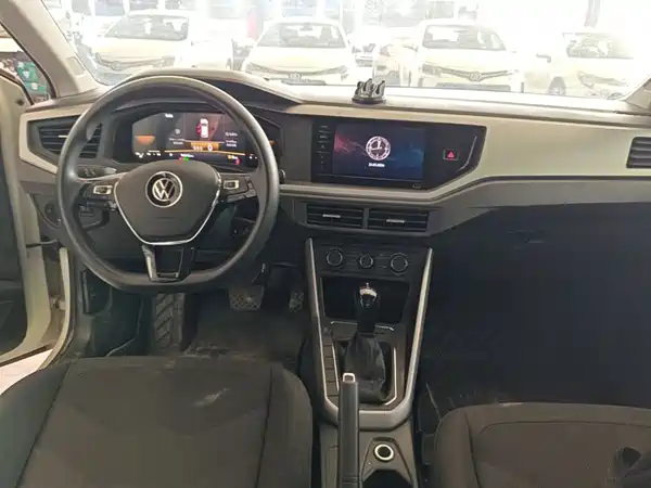 Volkswagen Polo 2023, фото 9