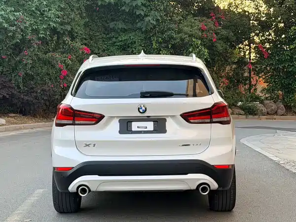 BMW X1 2022, фото 3