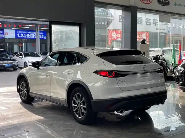 Mazda CX-4 2021, фото 16