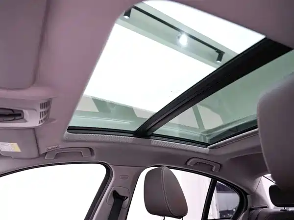 BMW 1 Series 2022, фото 26