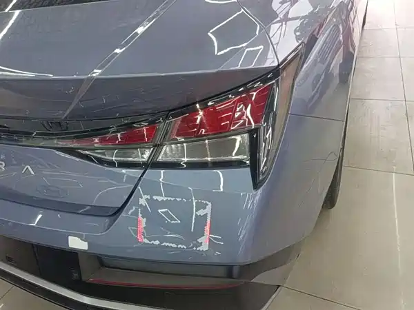 Hyundai Elantra 2023, фото 7