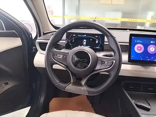 BYD Seal 05 DM-i 2025, фото 7