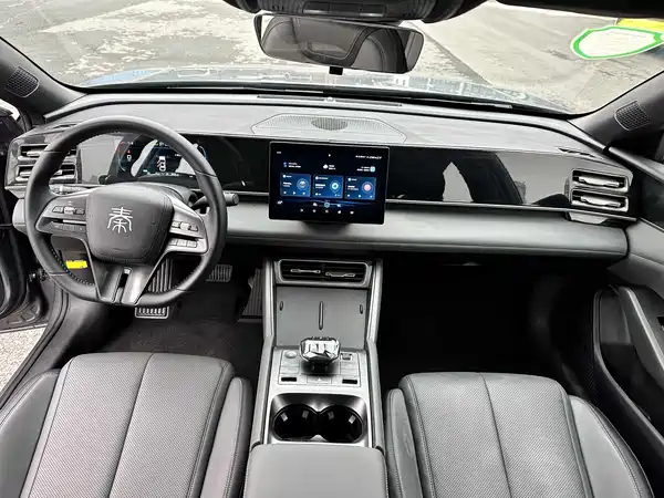 BYD Qin L 2024, фото 5