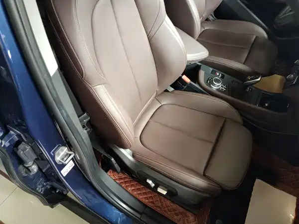BMW X1 2021, фото 17