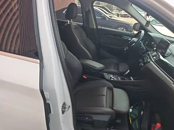 BMW X1 2022, фото 24