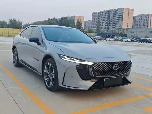 Mazda EZ-6 2025, фото 3