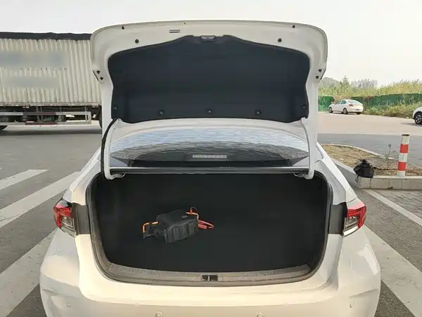 Toyota Corolla 2021, фото 18