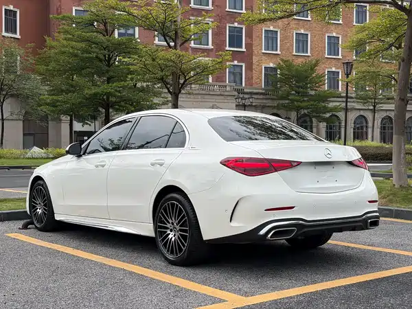 Mercedes-Benz C-Class 2024, фото 6