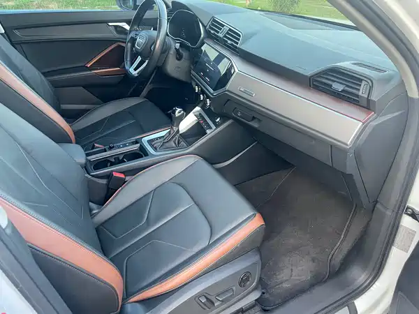 Audi Q3 2022, фото 8