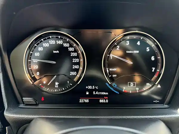 BMW 1 Series 2022, фото 7