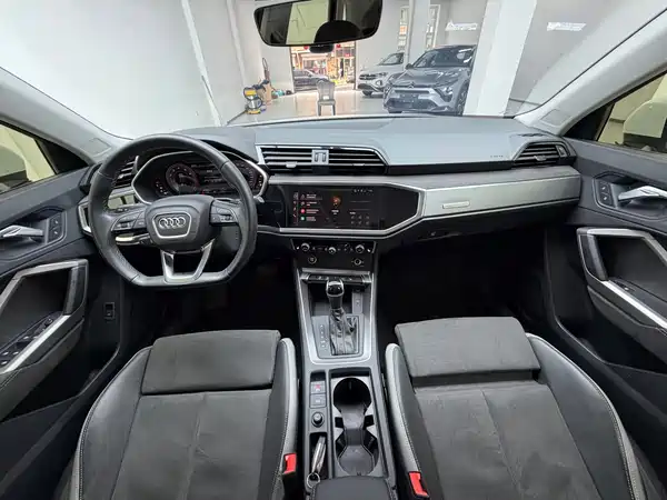 Audi Q3 2022, фото 15