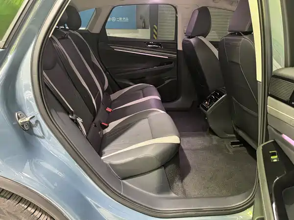 Volkswagen ID.7 2024, фото 9