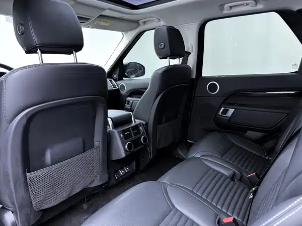 Land Rover Discovery 2024, фото 17