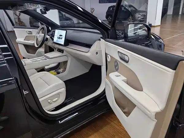 Toyota bZ3X 2025, фото 13